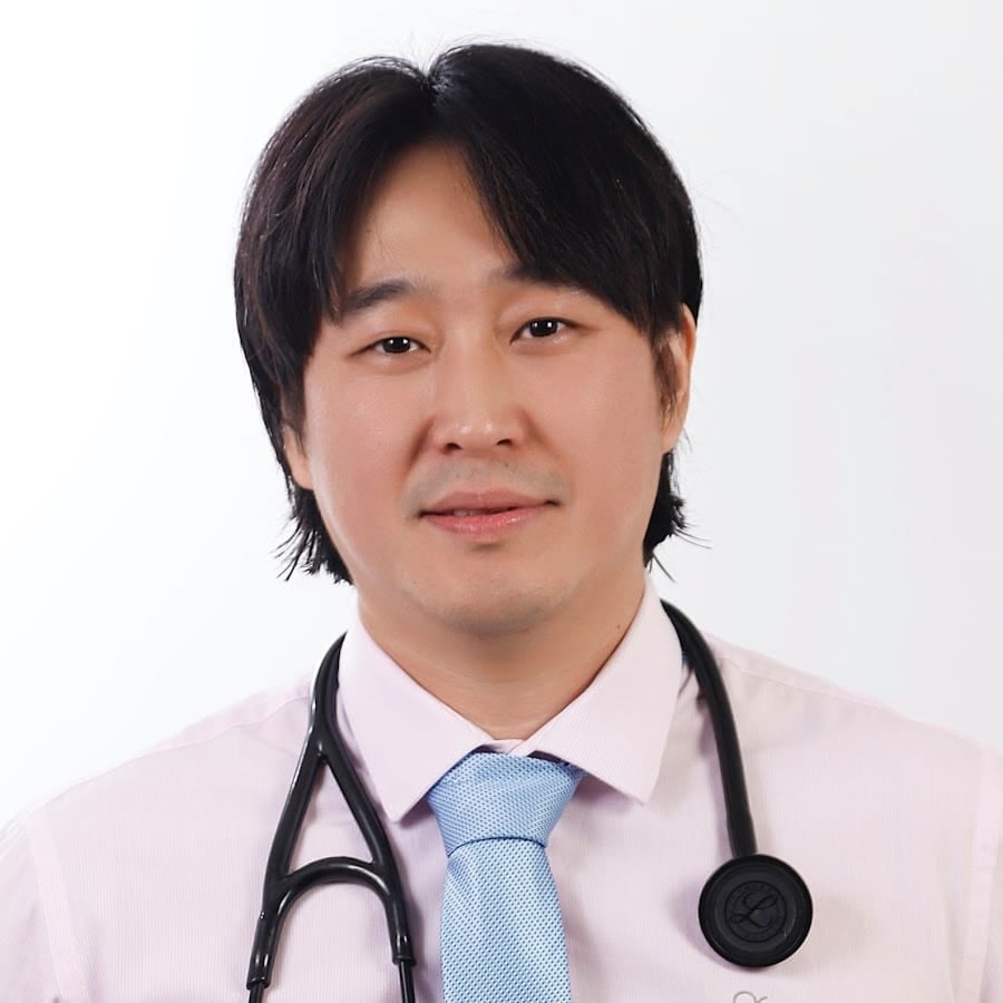 Dr. Roberto Yano