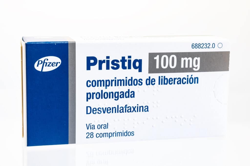 medicamento Pristiq nome comercial da Desvenlafaxina - 
um antidepressivo