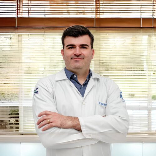 Médico Dr. Igor Barcellos Precinoti